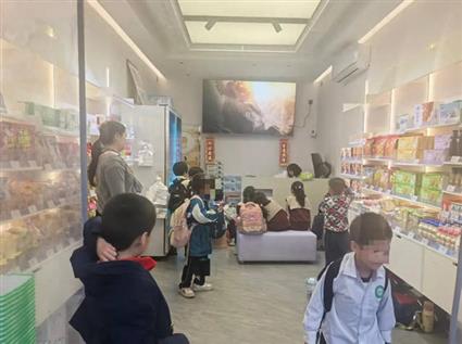 “肥娟小吃”这一年：做“带货主播”后发现